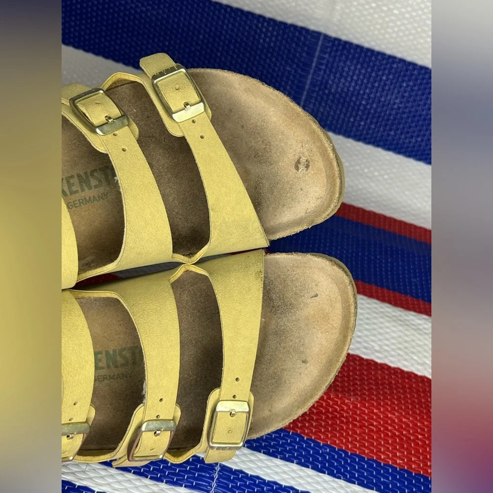 Women’s - Birkenstock Florida Vegan Three Strap Tan Latte Sandals Size 6 Shoes